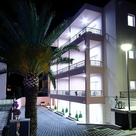 Cavar 1, Close To The *